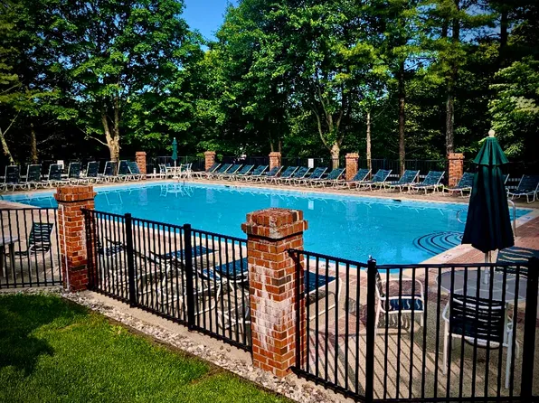 2380 Phillip Ct #2380, Mahwah, NJ 07430