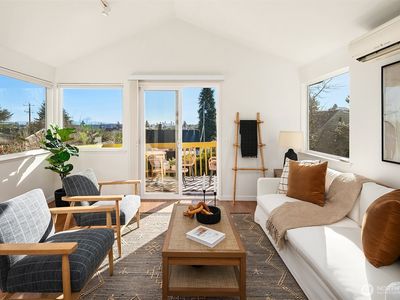 747 N 87th Street, Seattle, WA, 98103