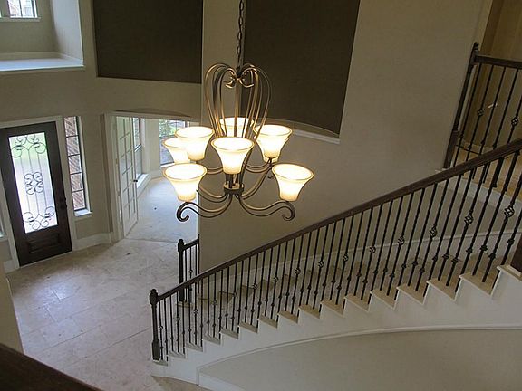 Study/Office Space in Foyer