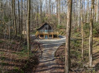 103 Orchard Mountain Rd, Saluda, NC 28773