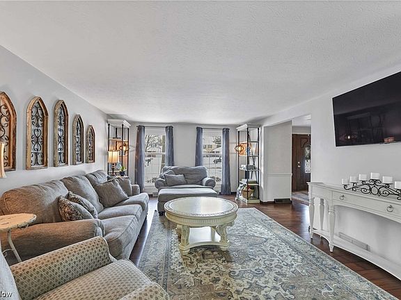 3rd image of 17026 Eagles Nest Cir