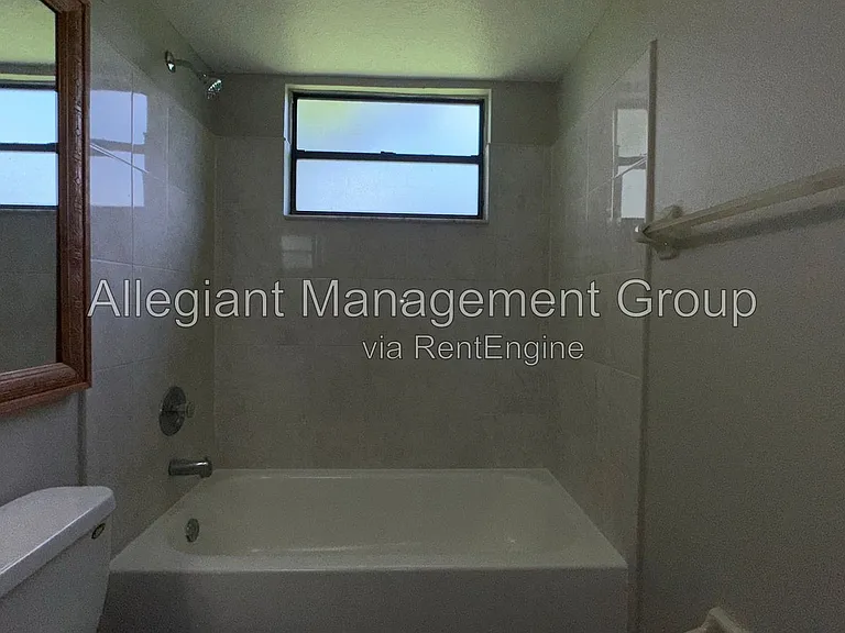 2807 Rio Grande Trl — Photo 17