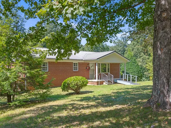 1875 Grays Bend Rd, Centerville, TN 37033