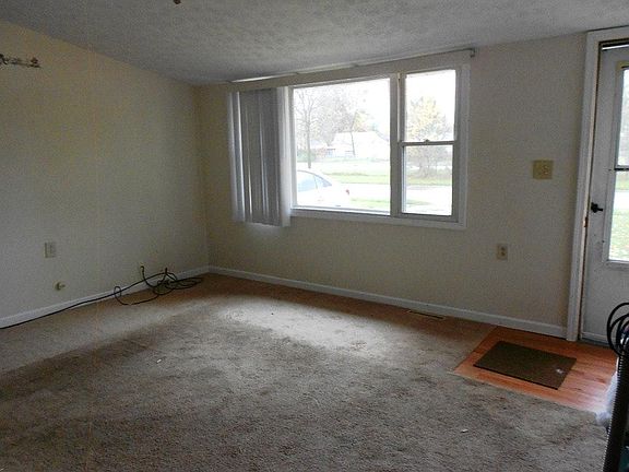 Vaulted Living Room