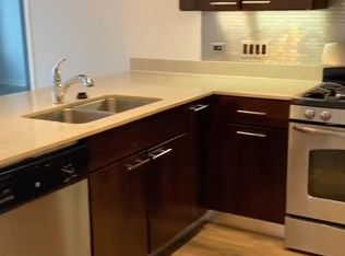 460 W Huron St #1513, Chicago, IL 60654