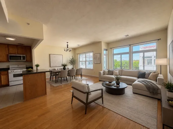 7708 Aquatic Dr, Arverne, NY
