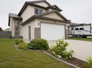 7102 E 86a St, Grande Prairie, AB T8X0C8