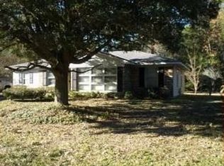1316 E Charmaine Cir, Mobile, AL 36605
