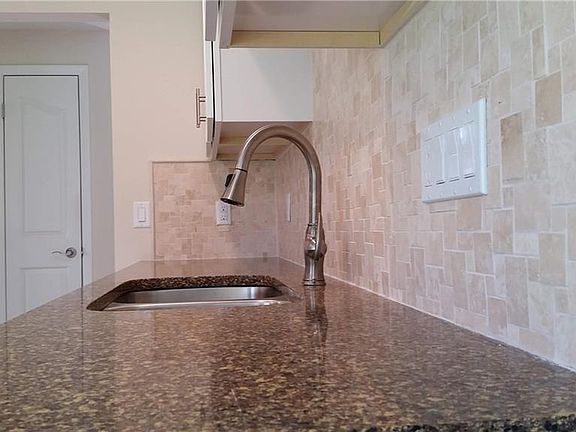 3rd image of 612 Cypress Way E