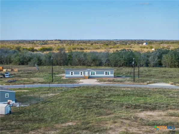 139 Azalea Ct, Dale, TX 78616
