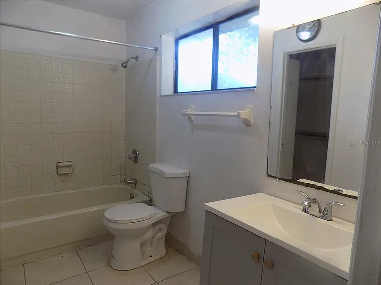 1110 SW 62nd Ter #B-C-A — Photo 20