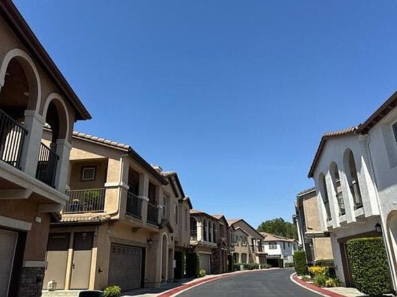 5th image of 43127 Avenida Cielo