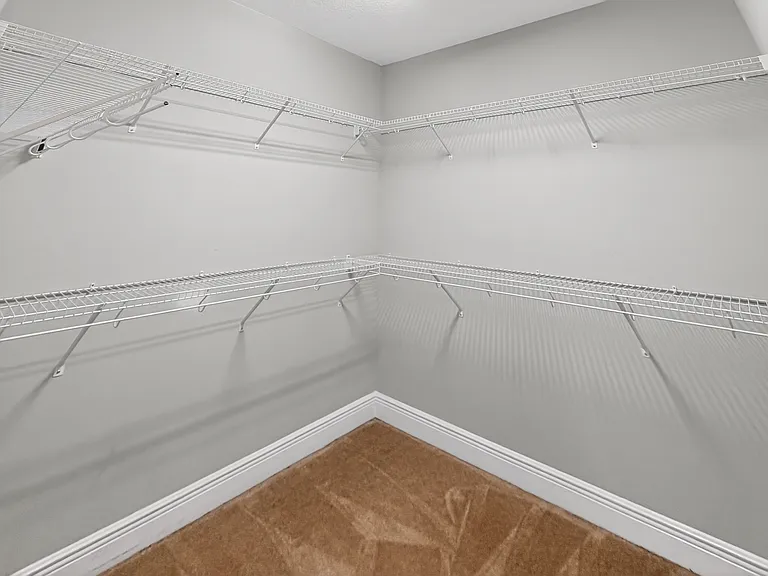 2062 Redbay Ave — Photo 50