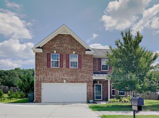 3325 Grandview Club Rd, Pfafftown, NC 27040