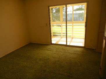 2nd image of 159 Westbury Cir #I