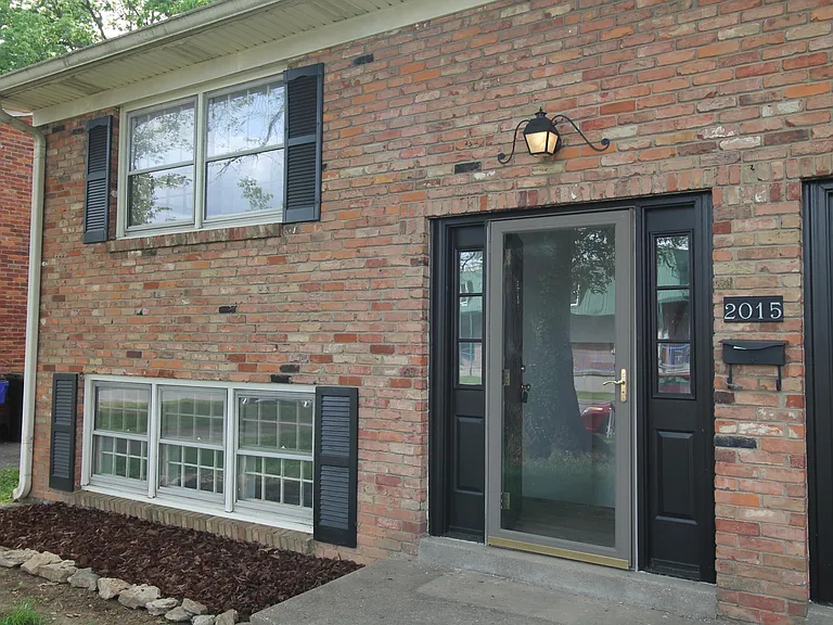 2015 Garden Springs Dr — Photo 3