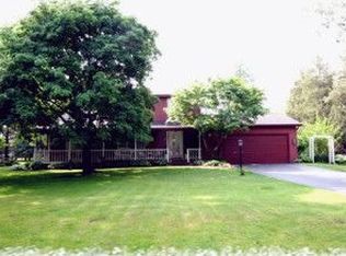 7499 Buckthorn Dr, West Bloomfield, MI