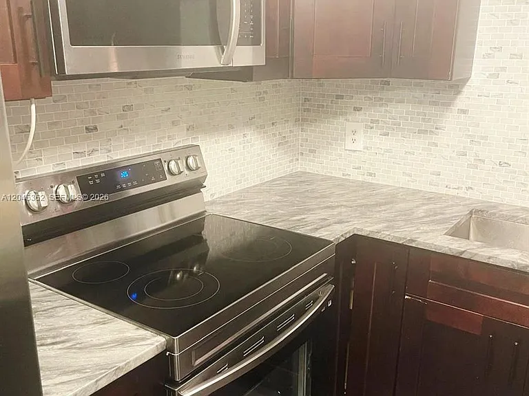 5961 N Falls Circle Dr #109 — Photo 4