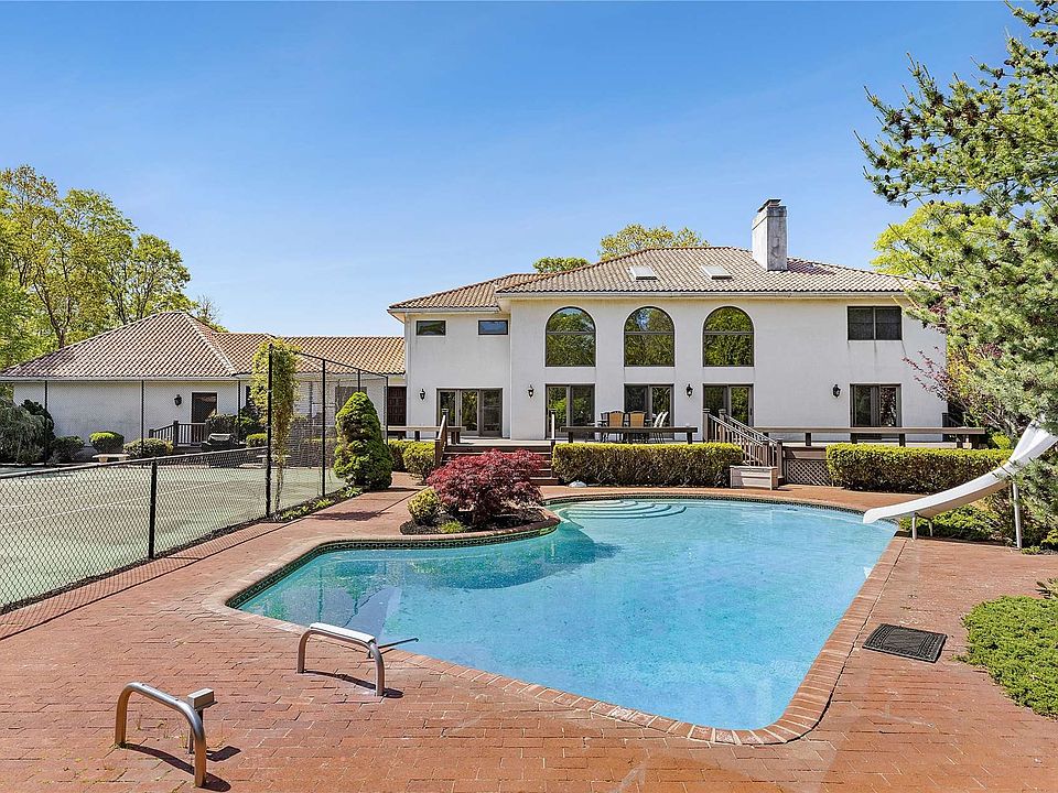 4 Cormorant Dr, Hampton Bays, NY 11946 MLS 3479407 Zillow