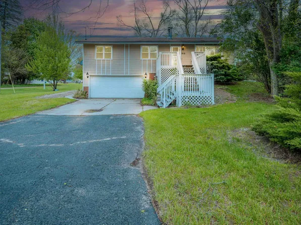 810 W Martin St, Gladwin, MI 48624