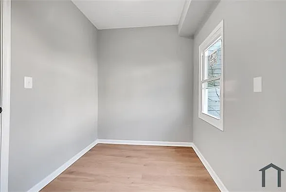 727 Otis Pl NW — Photo 22