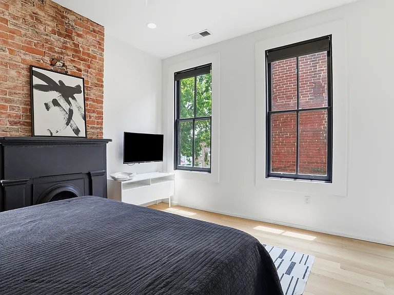 2608 E Broad St #2 — Photo 20