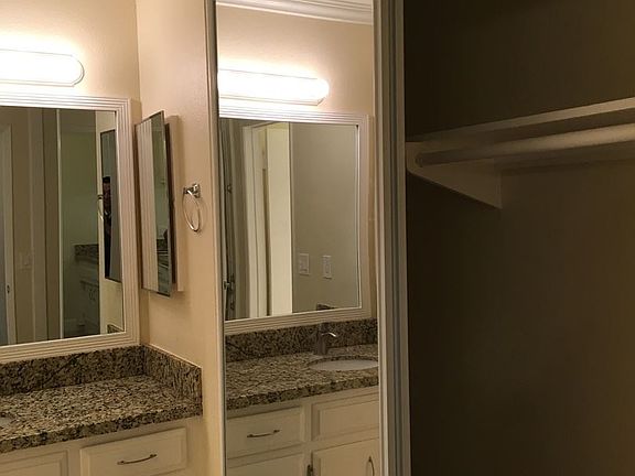 4th image of 3320 Redondo Beach Blvd #4757805