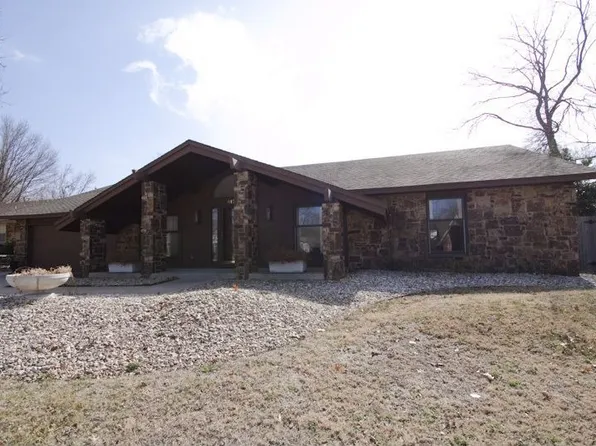 4122 E 83rd St S, Tulsa, OK 74137