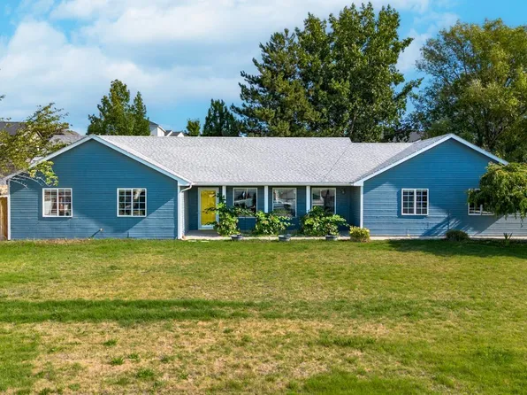 6105 W Argent Rd, Pasco, WA 99301