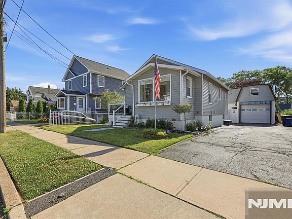 2nd image of 66 7th Avenue
