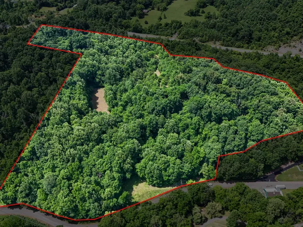 840 Gap Creek Rd, Elizabethton, TN 37643