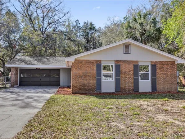 150 S Hibiscus Ave, Crystal River, FL 34429