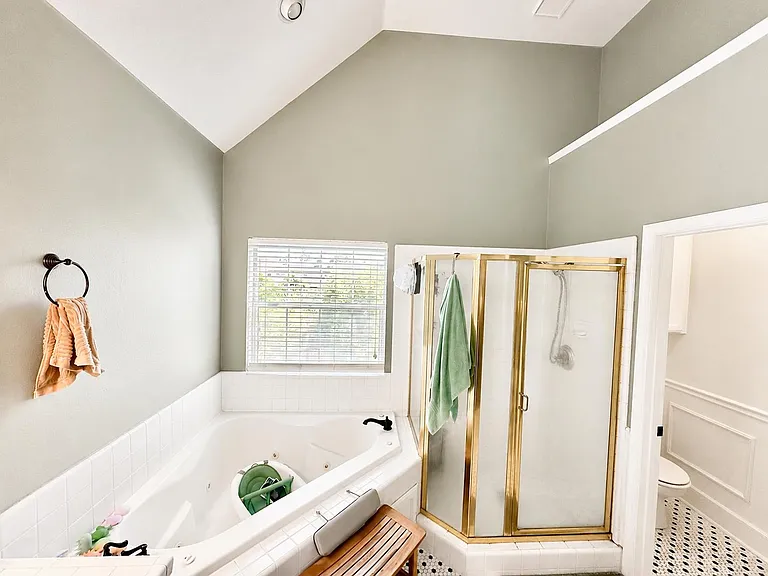 1047 E Monticello Cir — Photo 25