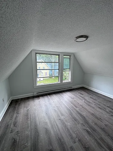 111 Laurel Hill Ave #3 Photo 1