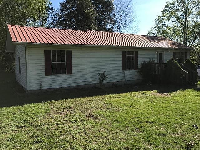 2nd image of 2026 Bluff Rd