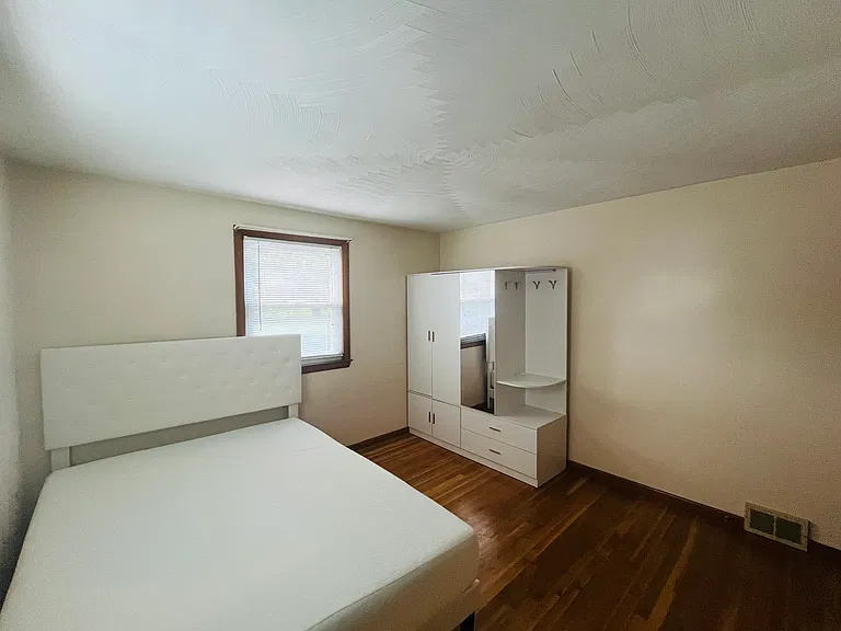 27 Westboro Rd — Photo 10