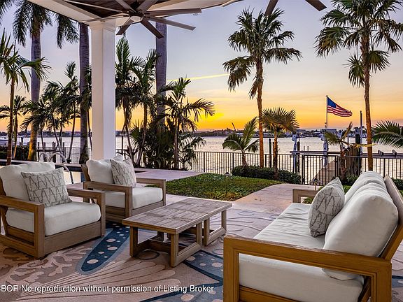 3rd image of 1675 Lands End Rd