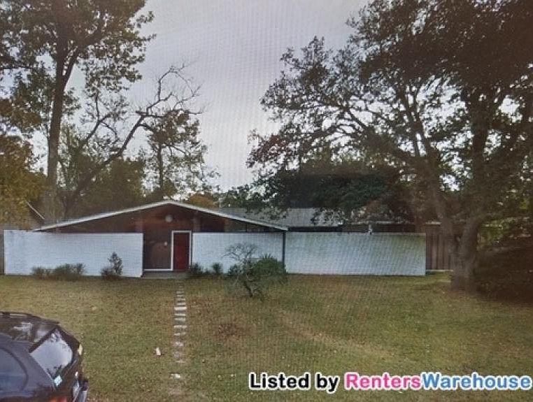1st image of 5375 Cambridge Ln