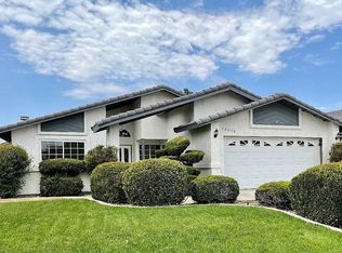 13676 Driftwood Dr, Victorville, CA 92395