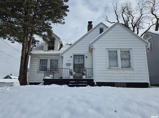 1901 9 1/2 St, Rock Island, IL 61201