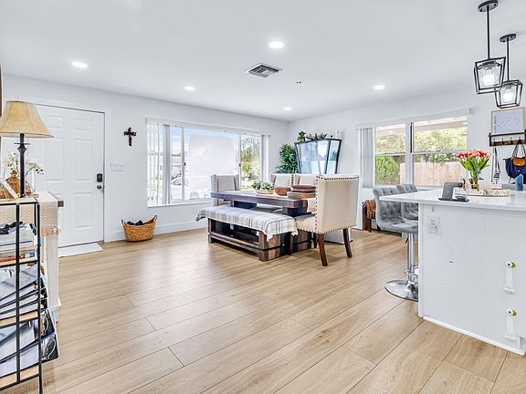 5th image of 4171 Waterway Drive