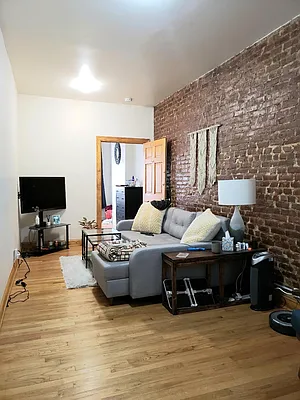 Rented by Brooklyn Real Inc | media 2