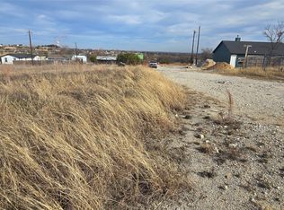 106 Sparrow Dr, Azle, TX 76020