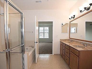 2nd image of 104 Corning Fairbanks Way