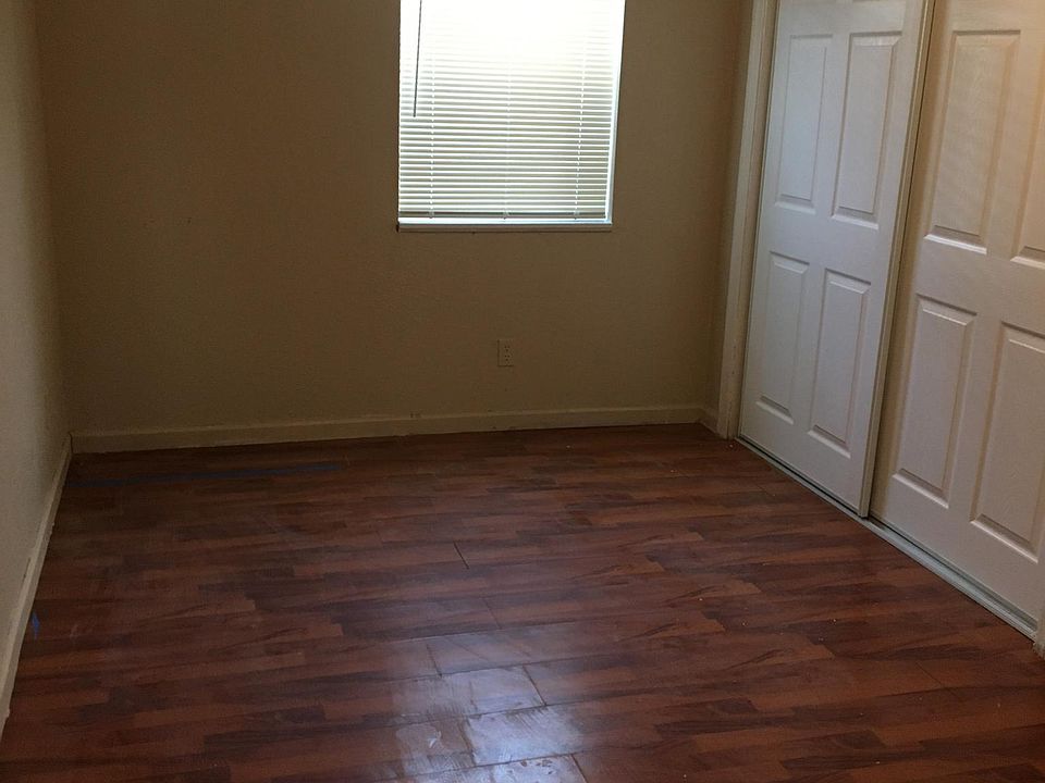 1st image of 10460 Franklin Blvd #1
