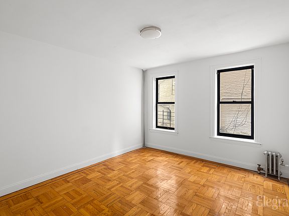 4th image of 874 42nd St APT A3