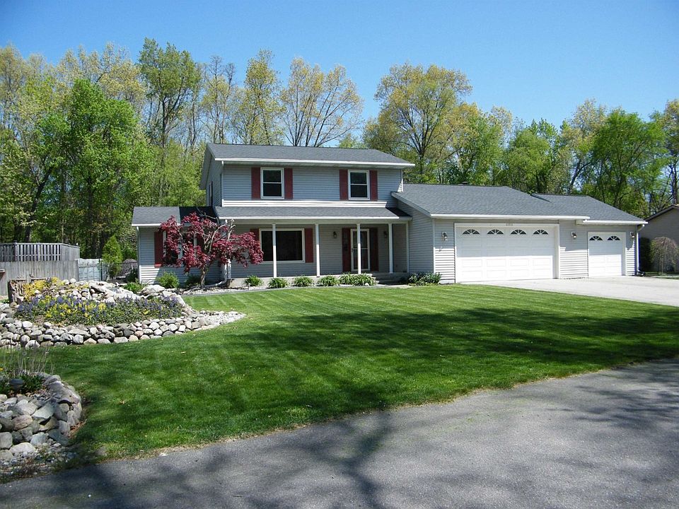 1st image of 23935 Banyan Cir