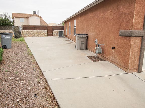 3rd image of 7361 Mesquite Sun Ln