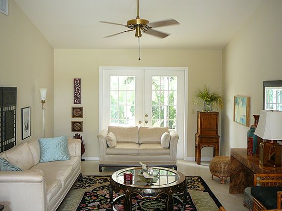 4th image of 906 Shore Dr