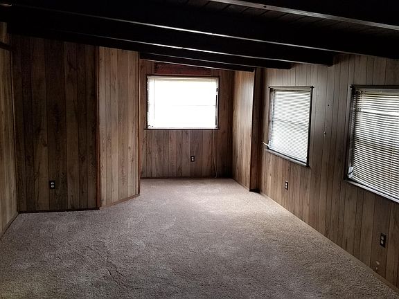 4th image of 351 Elsie Ave